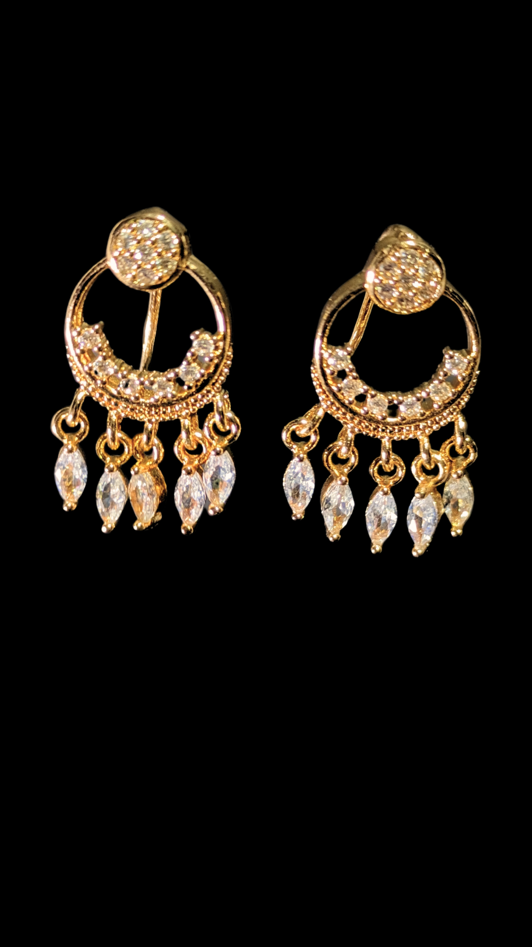 “Aurora Grace Earrings Crystal White
mockup